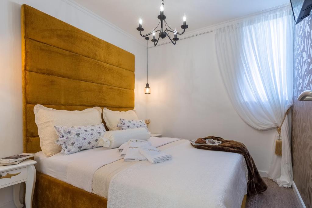 Francesca Baroque Apartment photo