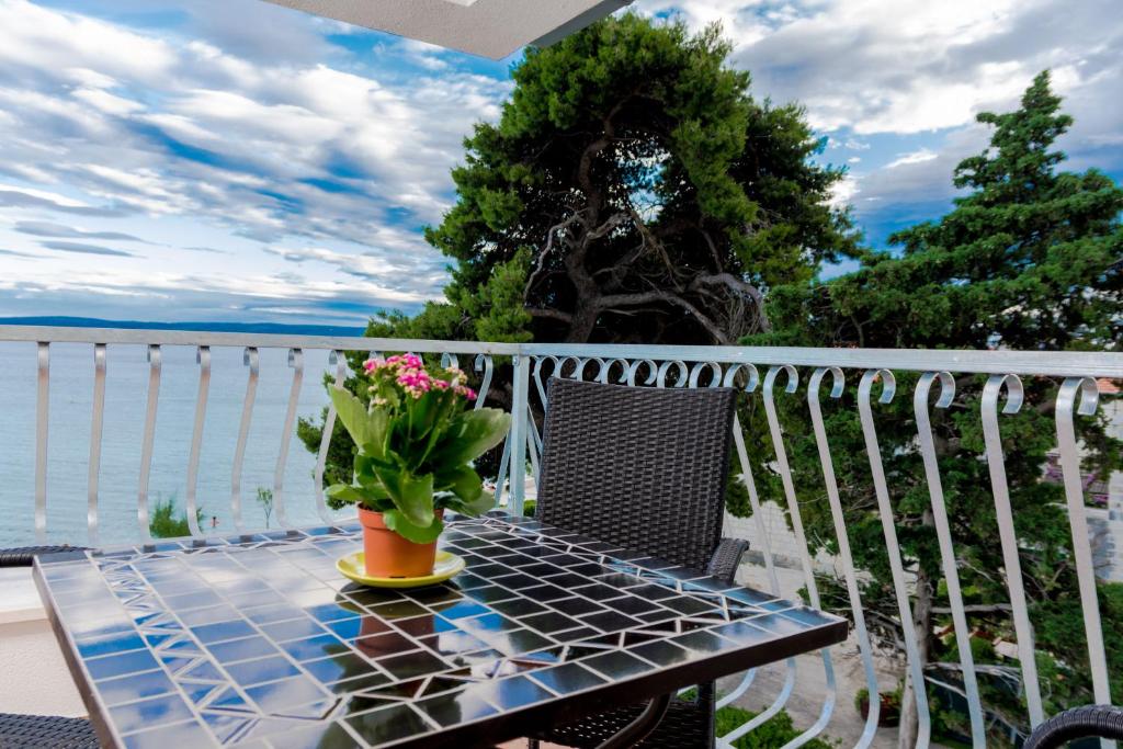 Beachfront Apartments Don photo