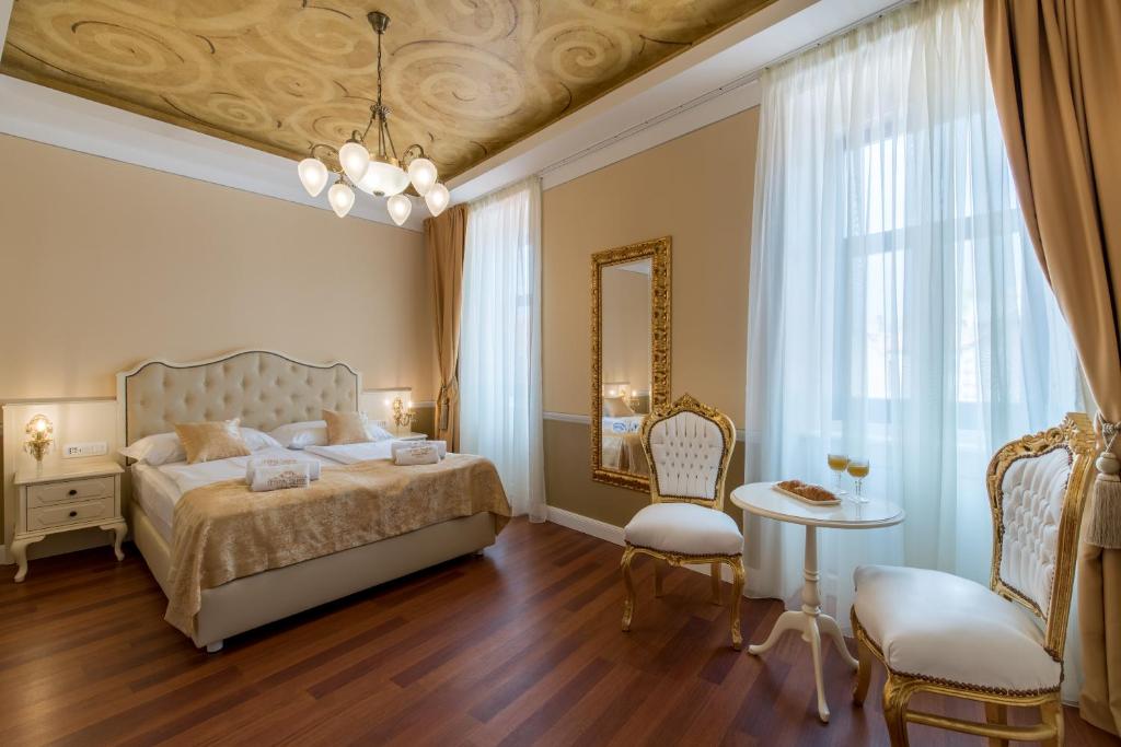 센트럴 스퀘어 헤리티지 호텔의 광장 전망