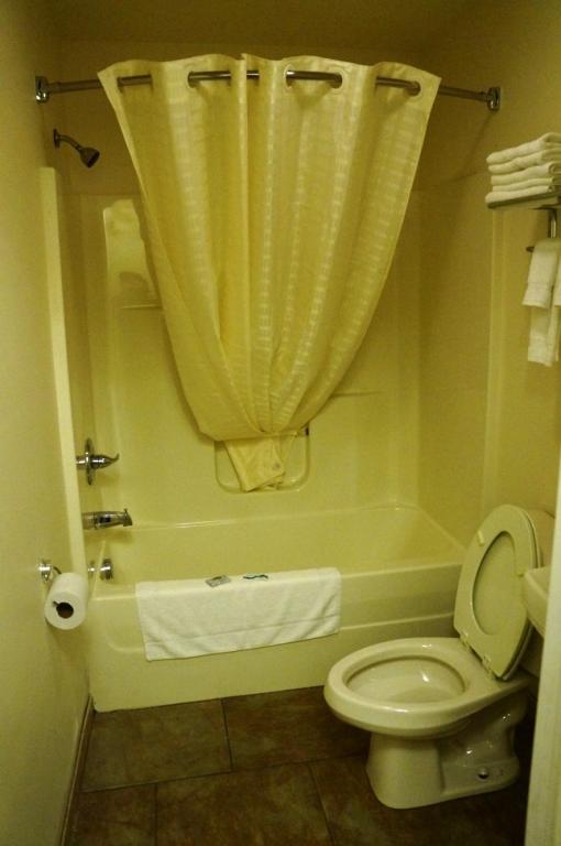 Waterford Inn photo