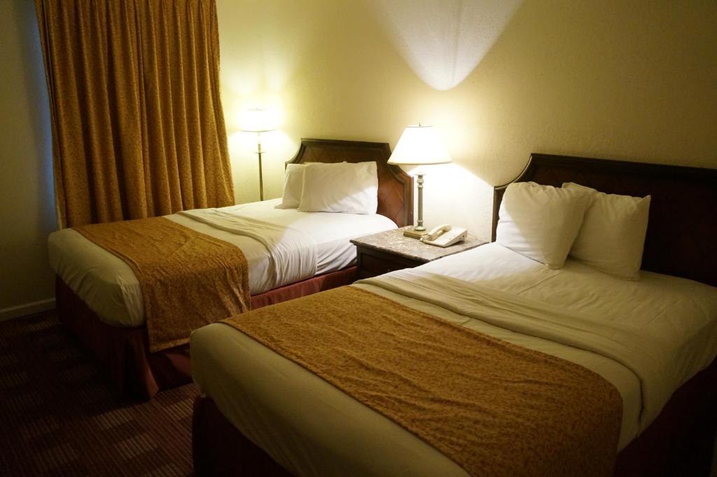 Waterford Inn photo