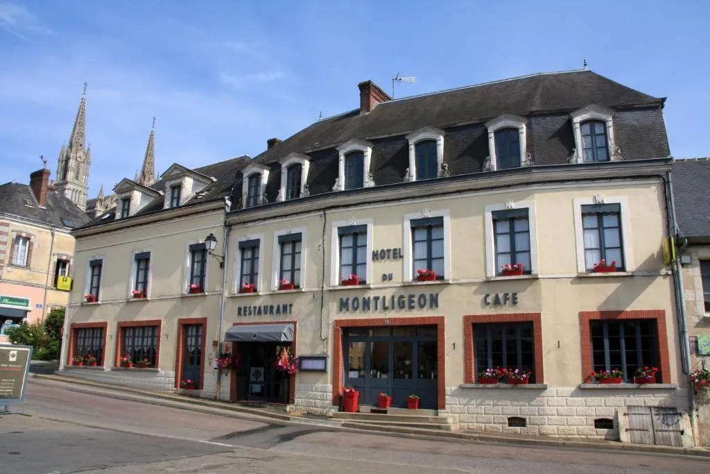 Logis- Hôtel & Restaurant Le Montligeon，位于La Chapelle-Montligeon的酒店