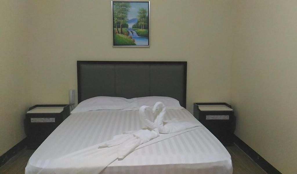 Meaco Royal Hotel-Plaridel photo