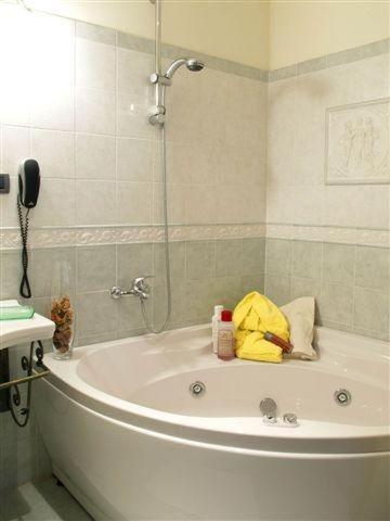 Petit Chateau - 5
