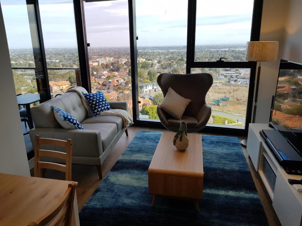 Ivanhoe Apartments photo