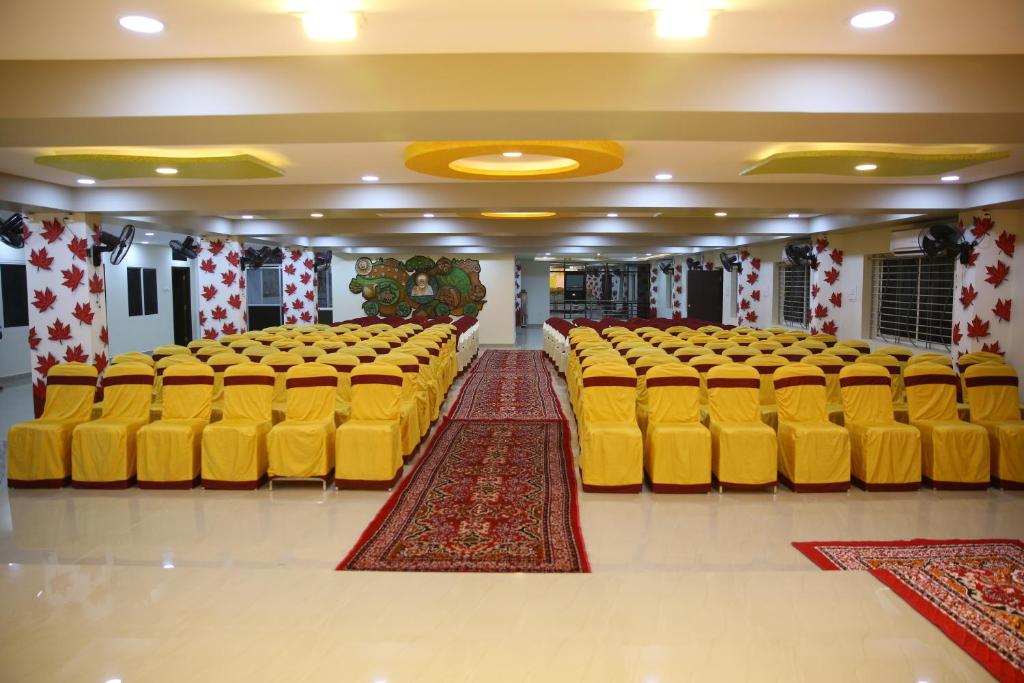 Hotel Pavan Mansion photo