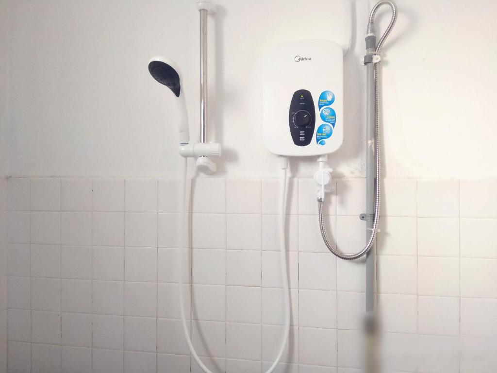 H Homestay Sibu - 500Mbps Wifi, Full Astro &amp; Private Parking! — Hotel in Sibu