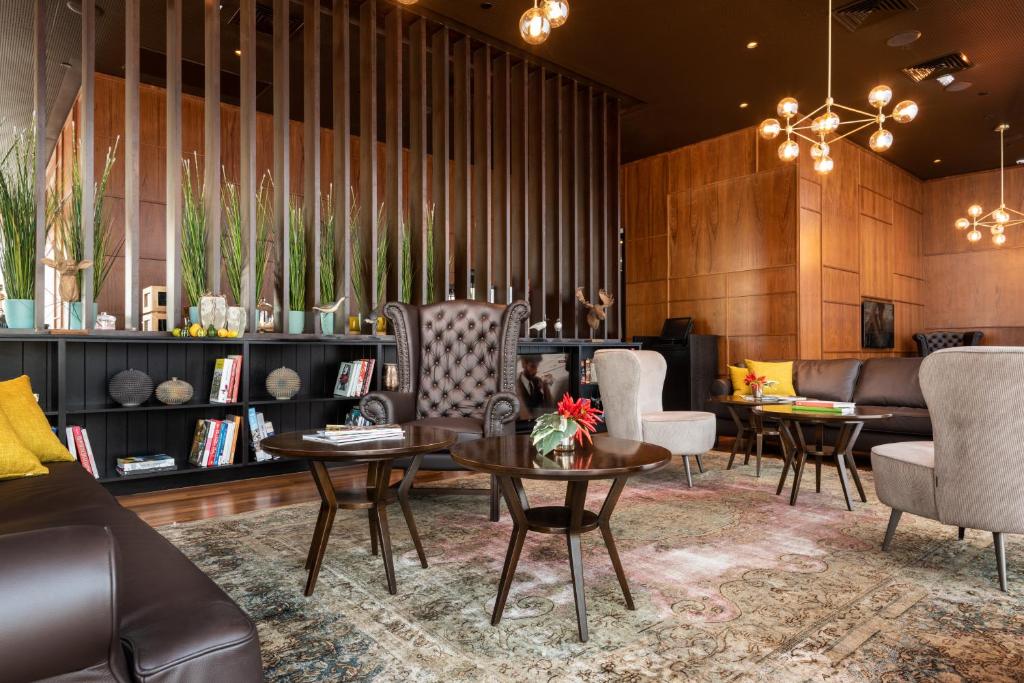 Bar/lounge