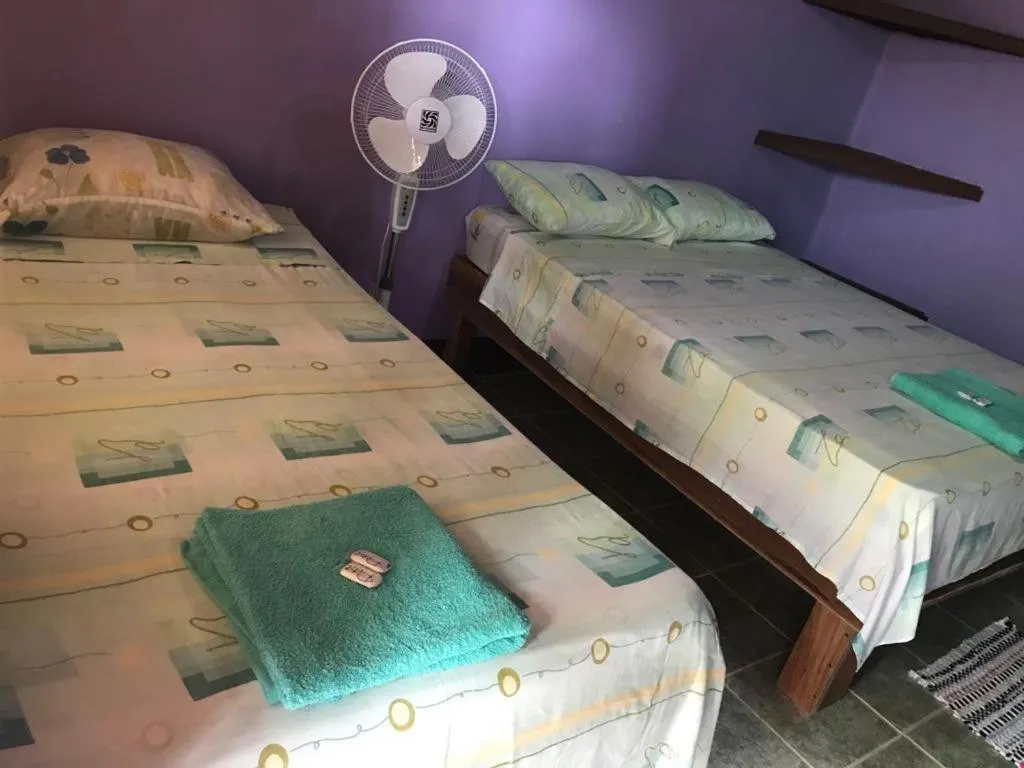 Cabinas Surf Side, hotel in Cahuita