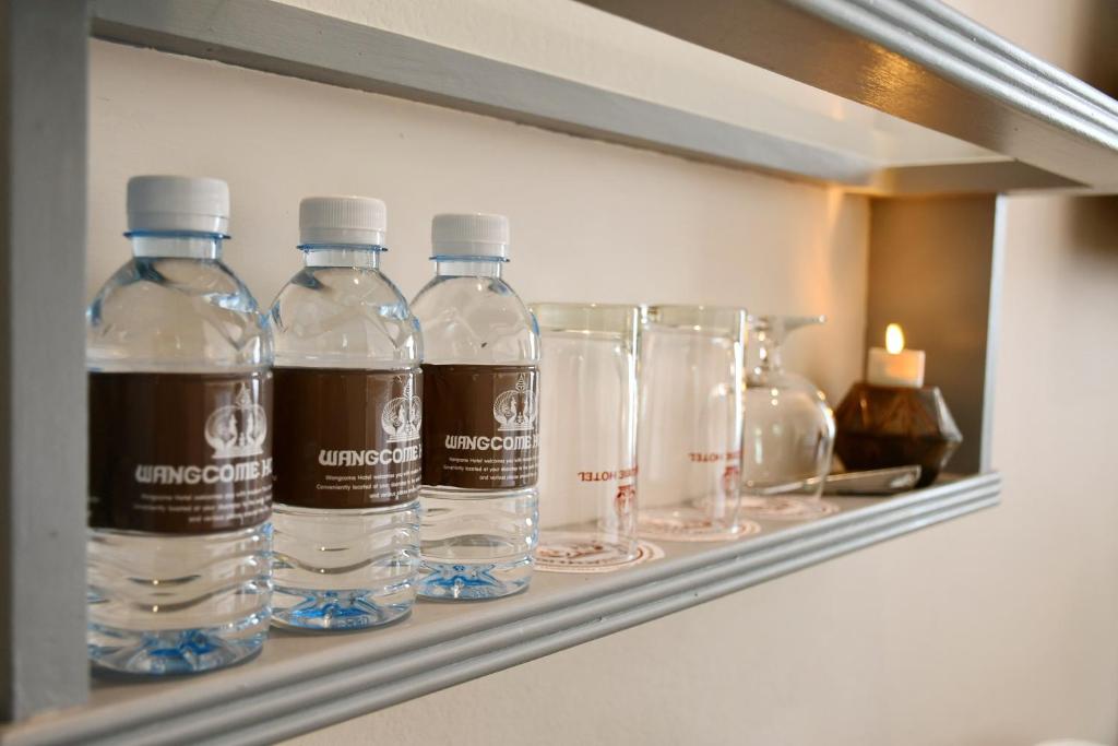 อาหารและเครื่องดื่ม