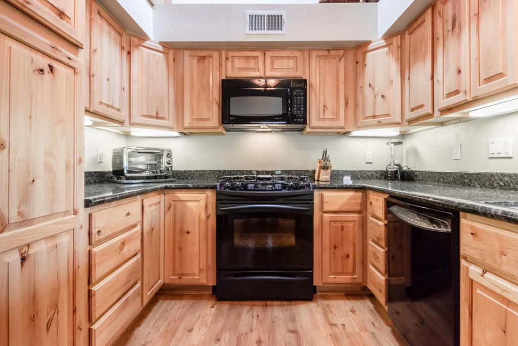 Snowcreek 598 photo