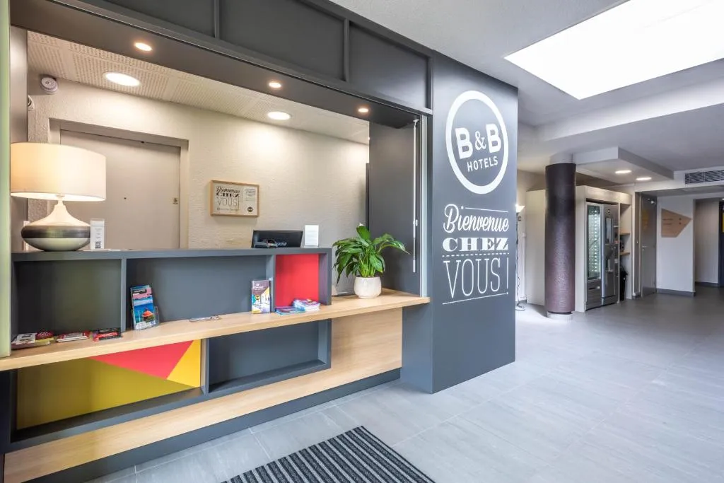 B&B HOTEL Lorient Caudan，位于科当的酒店