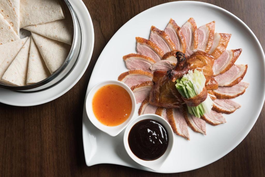 طعام و مشروبات