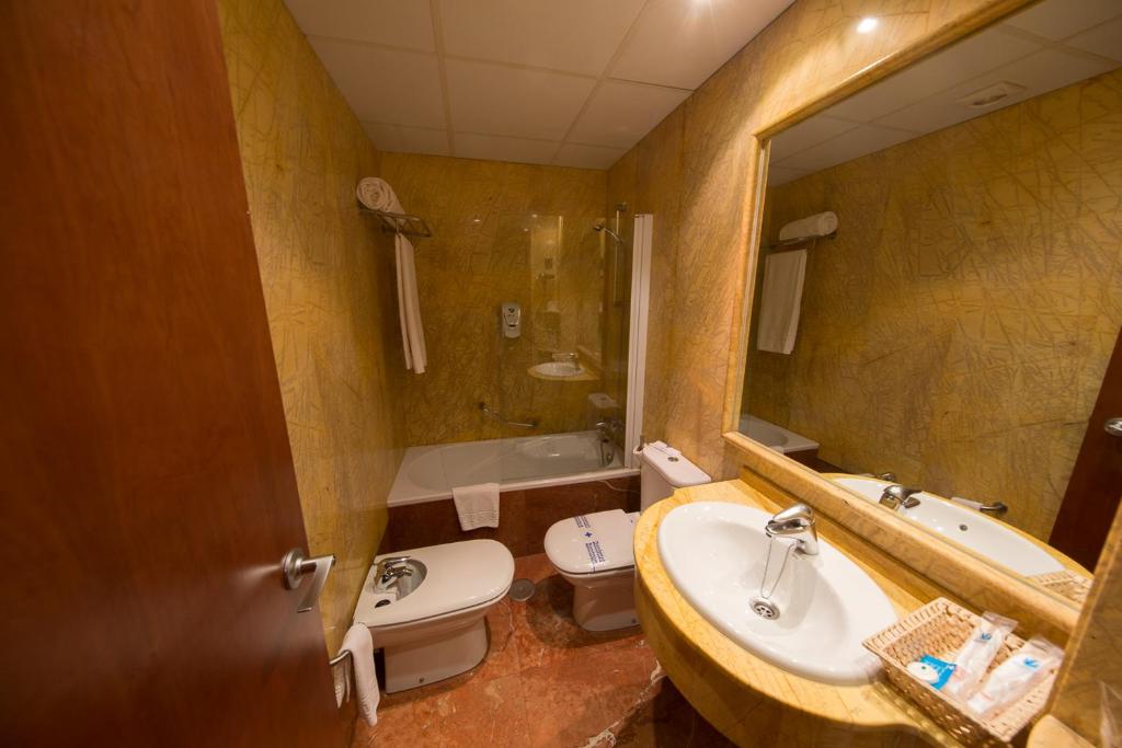 Hotel Aroi Bierzo Plaza photo