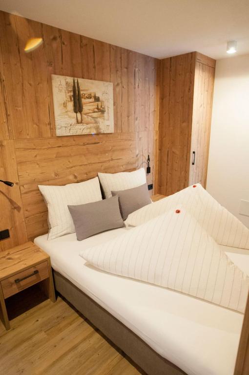 Apartment Edelweiss photo