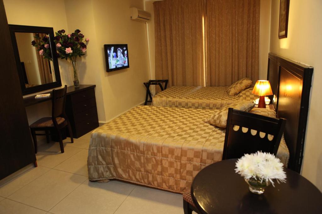 Mozart Hotel photo