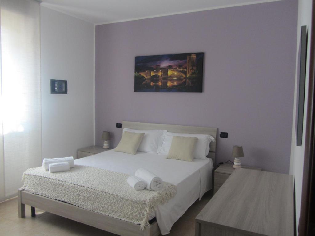House 78 - SILKEYS - 2