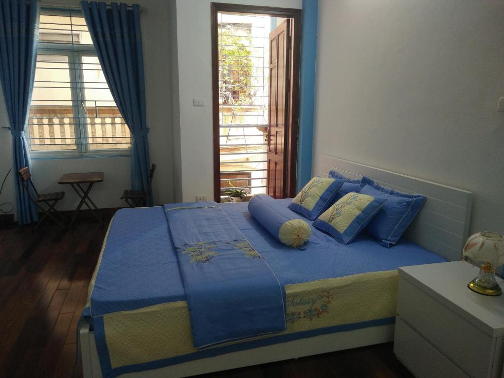 Blue House — Hotel in Hanoi