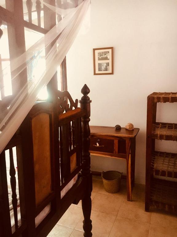 Vanilla House photo