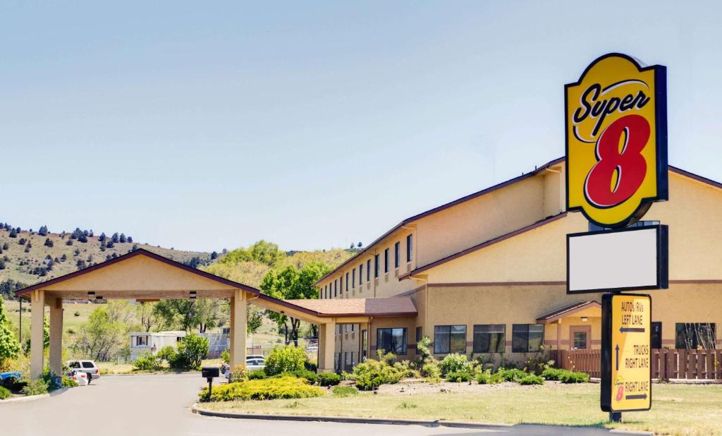 Super 8 by Wyndham Klamath Falls, Klamath Falls