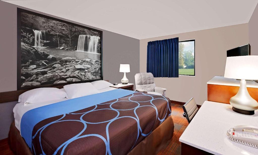 Super 8 by Wyndham Fayetteville