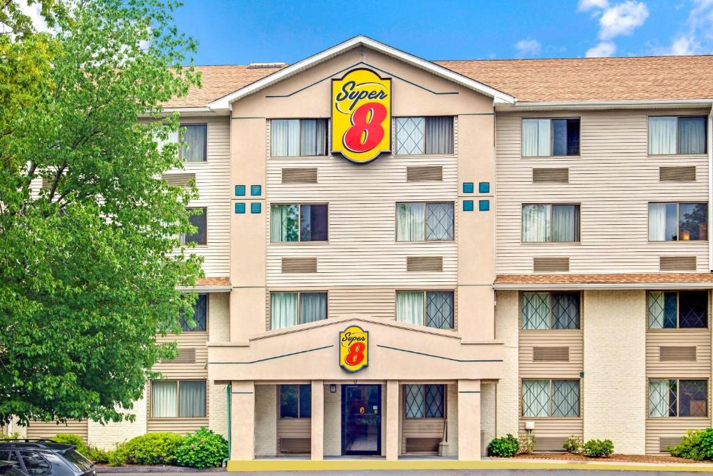 Super 8 by Wyndham Stamford/New York City Area, Stamford