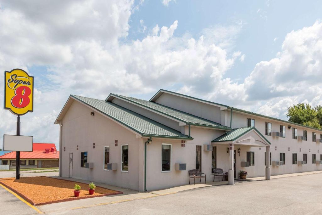 Ainsworth Inn — Hotel in Ainsworth (NE)