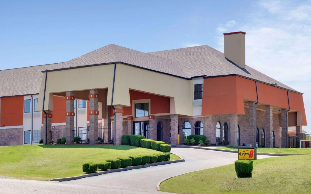 Super 8 by Wyndham Sapulpa/Tulsa Area, Glenpool