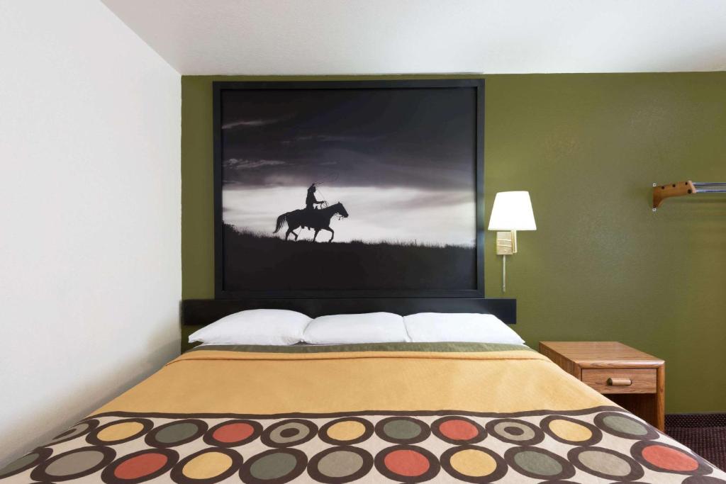 Super 8 By Wyndham Ruidoso Photo 10