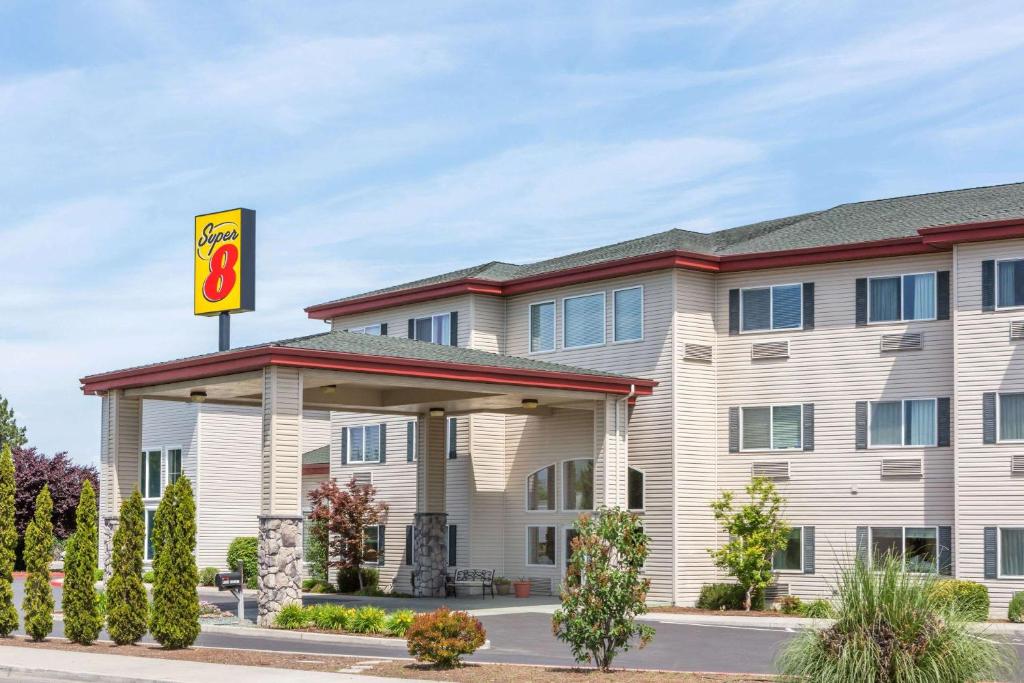 Super 8 by Wyndham Central Pt Medford, Central Point