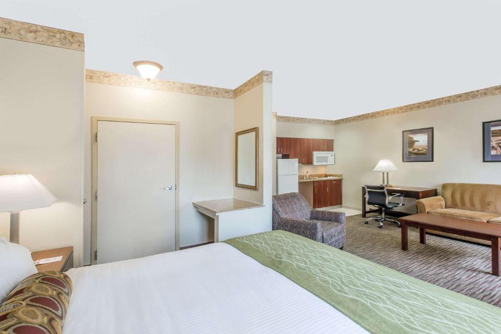 Hawthorn Suites By Wyndham Rancho Cordova/folsom Photo 37