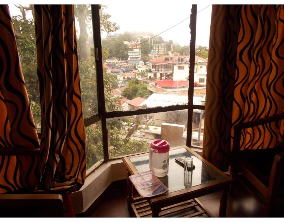 Hotel Mansarovar Palace photo