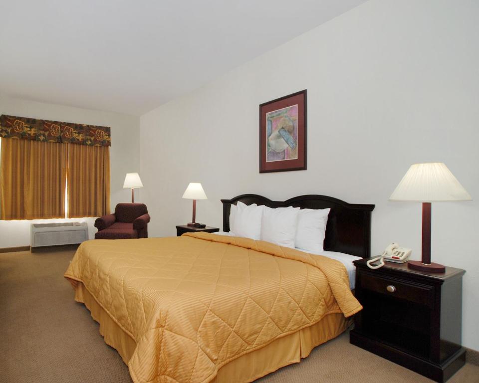 Quality Inn & Suites Guymon photo