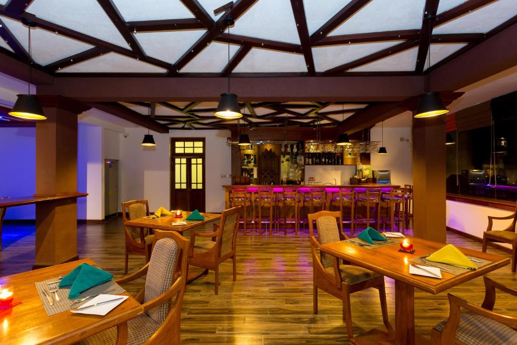 Bar/lounge