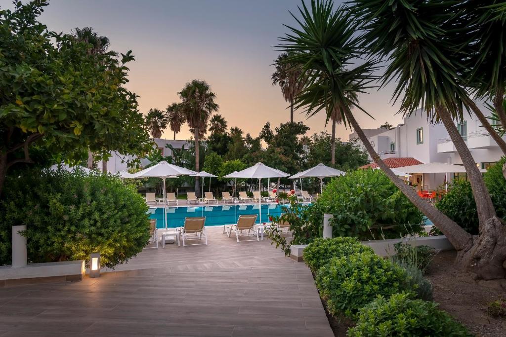 Alexandra Beach — Hotel in Kos Island
