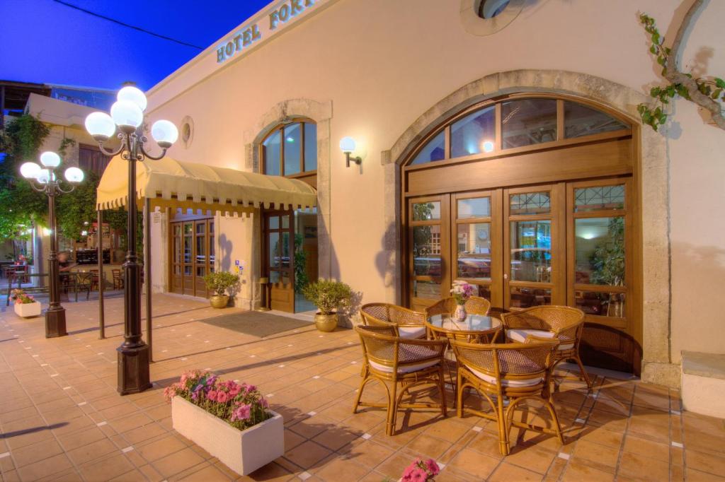 Fortezza Hotel — Restauracje i bary in Retimno