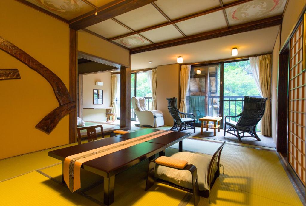 혼케 반큐 핫 스프링 료칸 호텔 이미지 1