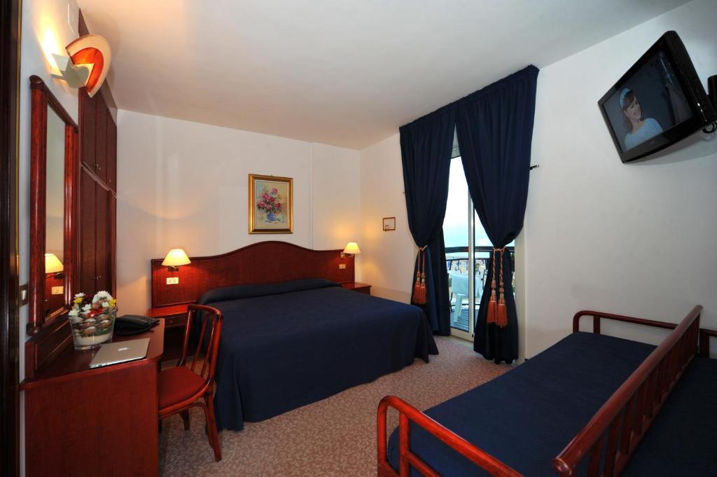 Hotel Beny — Pokoje in Jesolo, Wenecja Euganejska