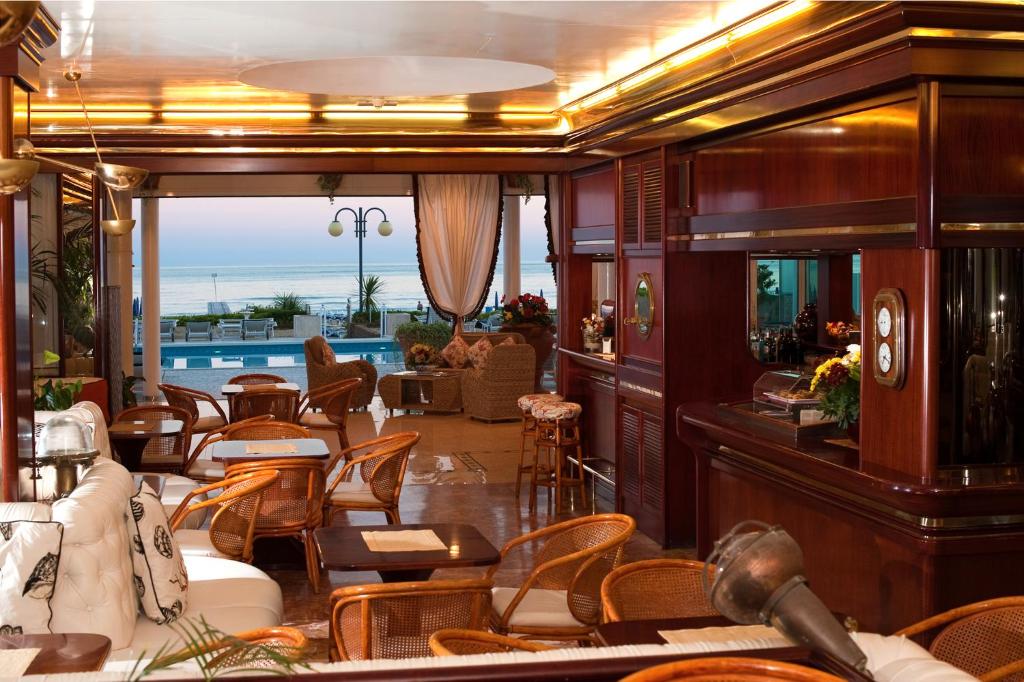 Hotel Beny — Restauracje i bary in Jesolo, Wenecja Euganejska