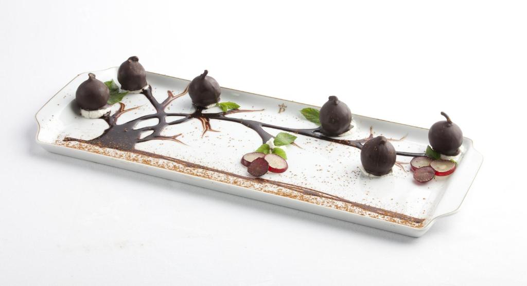 طعام و مشروبات