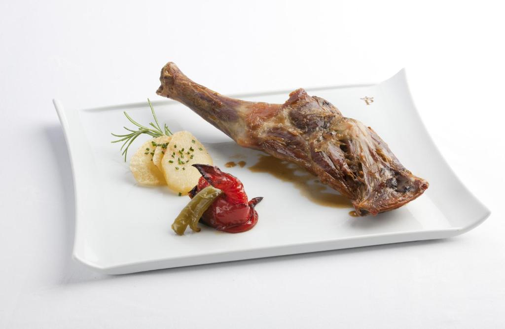 طعام و مشروبات