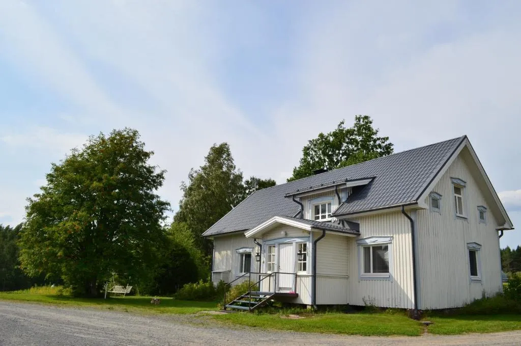 Luntinmäen omakotitalo, hotel in Keskikylä