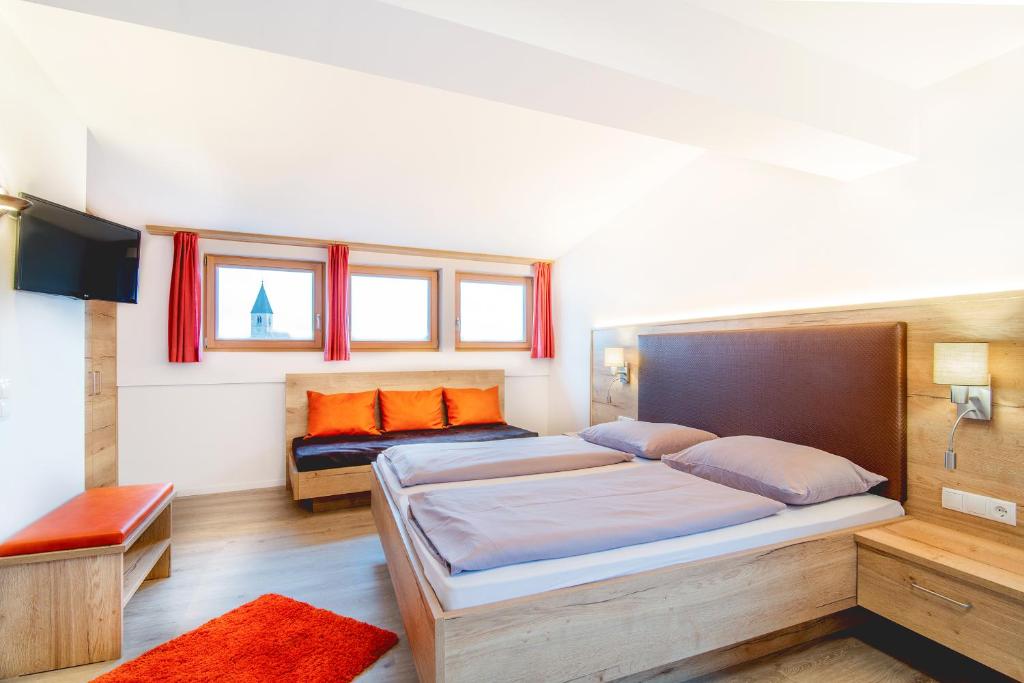 Hotel Sonnenheim — Hotel in Val Di Vizze