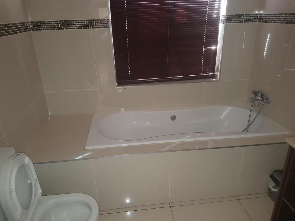 Bryanston Drive Elegant Guesthouse & Boardroom Facilities photo
