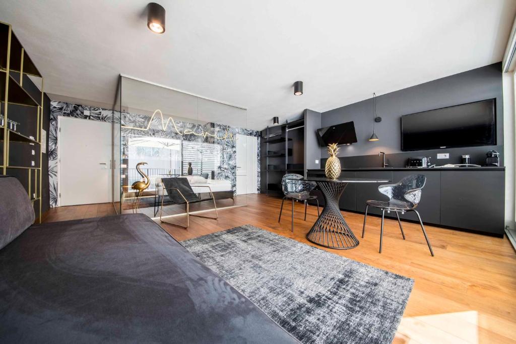 Stay COOPER l MAVIK — Hotel in Bolzano