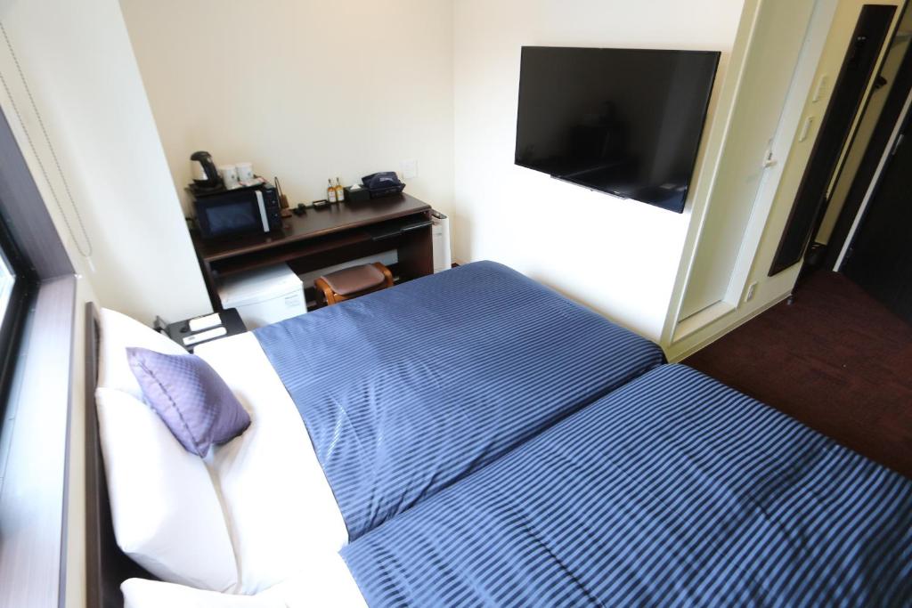 Hotel Livemax Ueno-ekimae photo