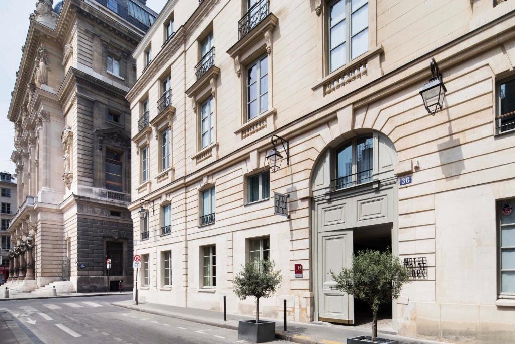 Hotel Saint-Marc — Hotel in Paris