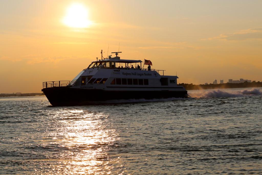 Josephine's on the Bay Bed and Breakfast photo