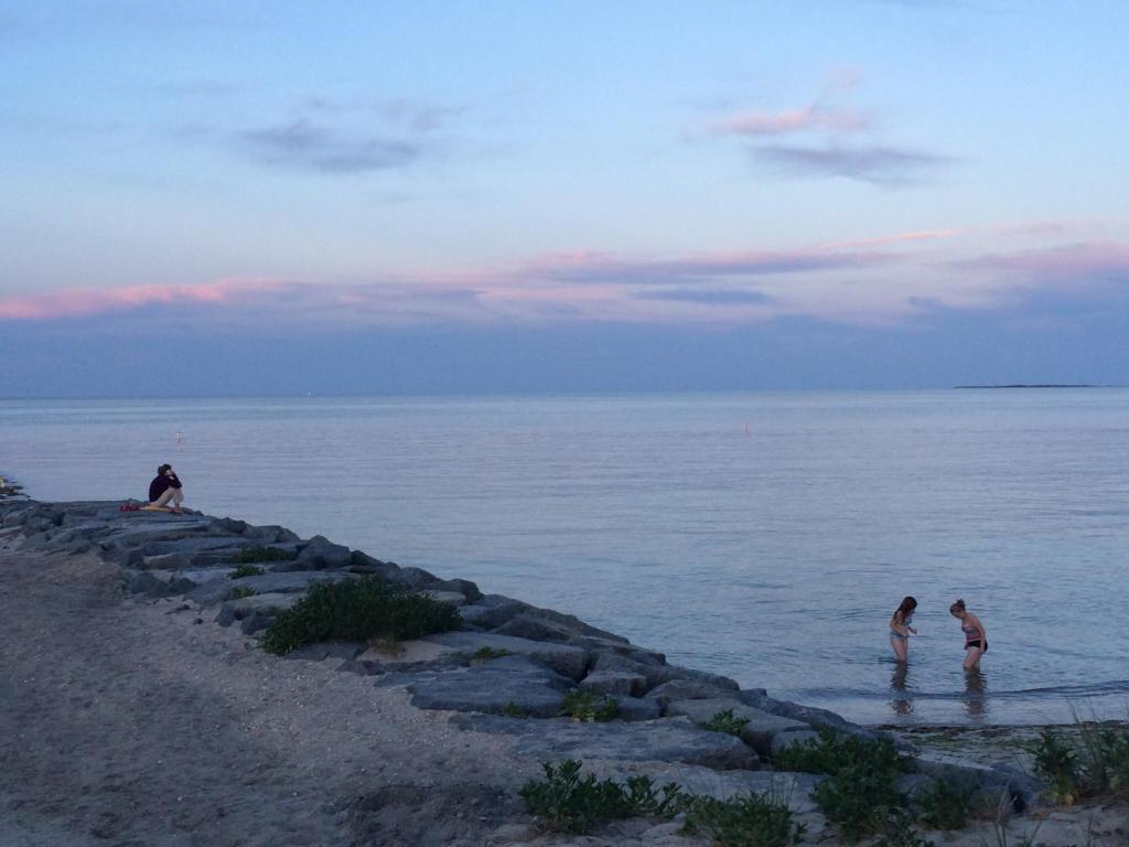 Inkwell Beach Cottage photo