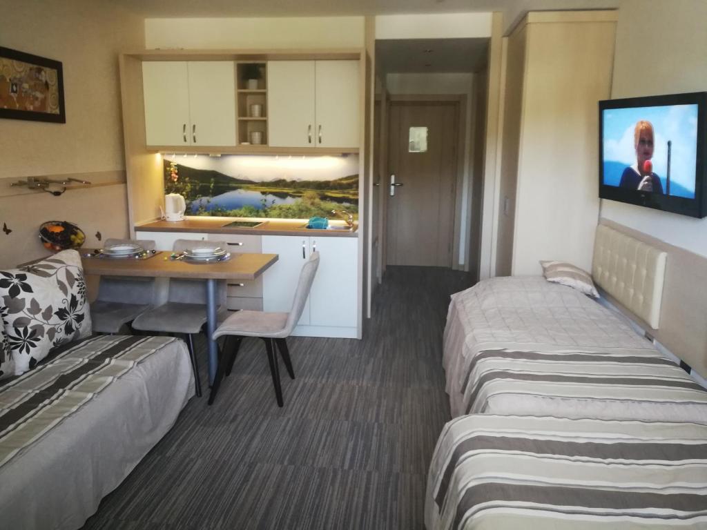 Apartments MARAS - Angella Konaci - 1